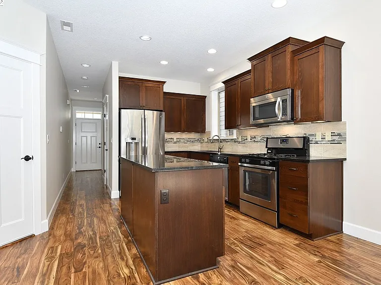 11048 SW Legacy Oak Way — Photo 8