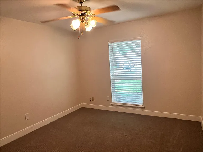 4407 Kevinkay Dr — Photo 10