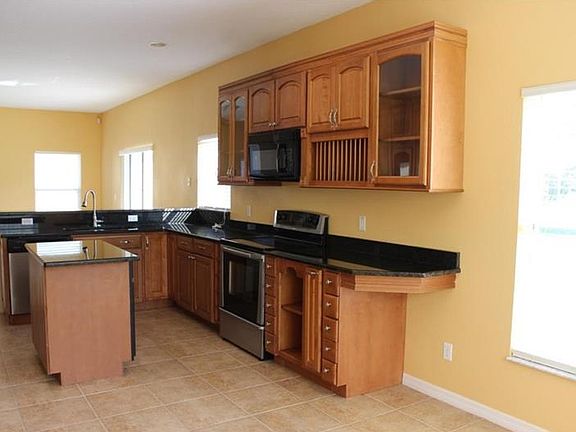 2nd image of 1500 Plantation Pointe Dr