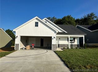 8016 Hudson Ln, Georgetown, IN 47122