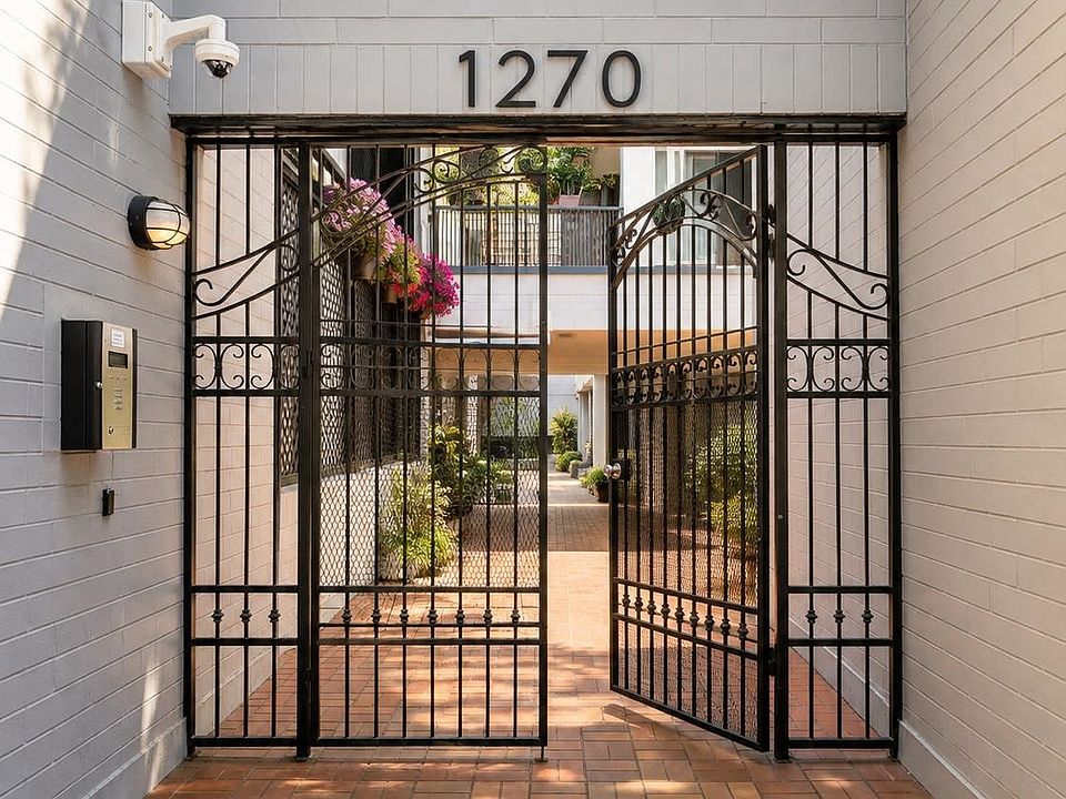 1st image of 1270 Robson St #605