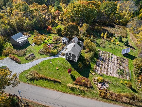 2nd image of 831 Dutch Neck Road
