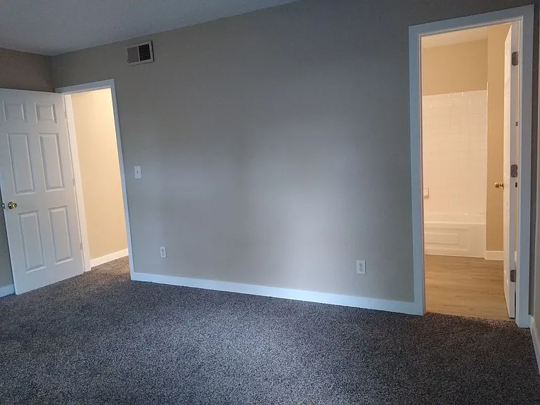 470 S Fenton St — Photo 81