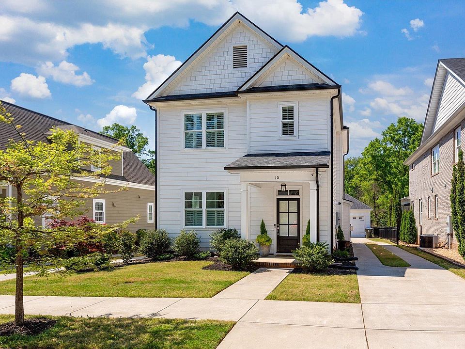1st image of 10 Maydell Ave
