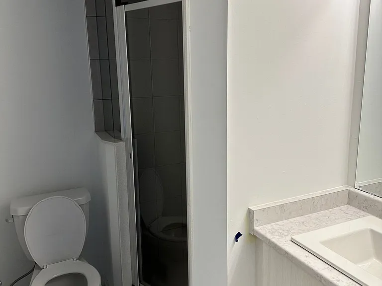 163 Hunt St N #101 — Photo 4