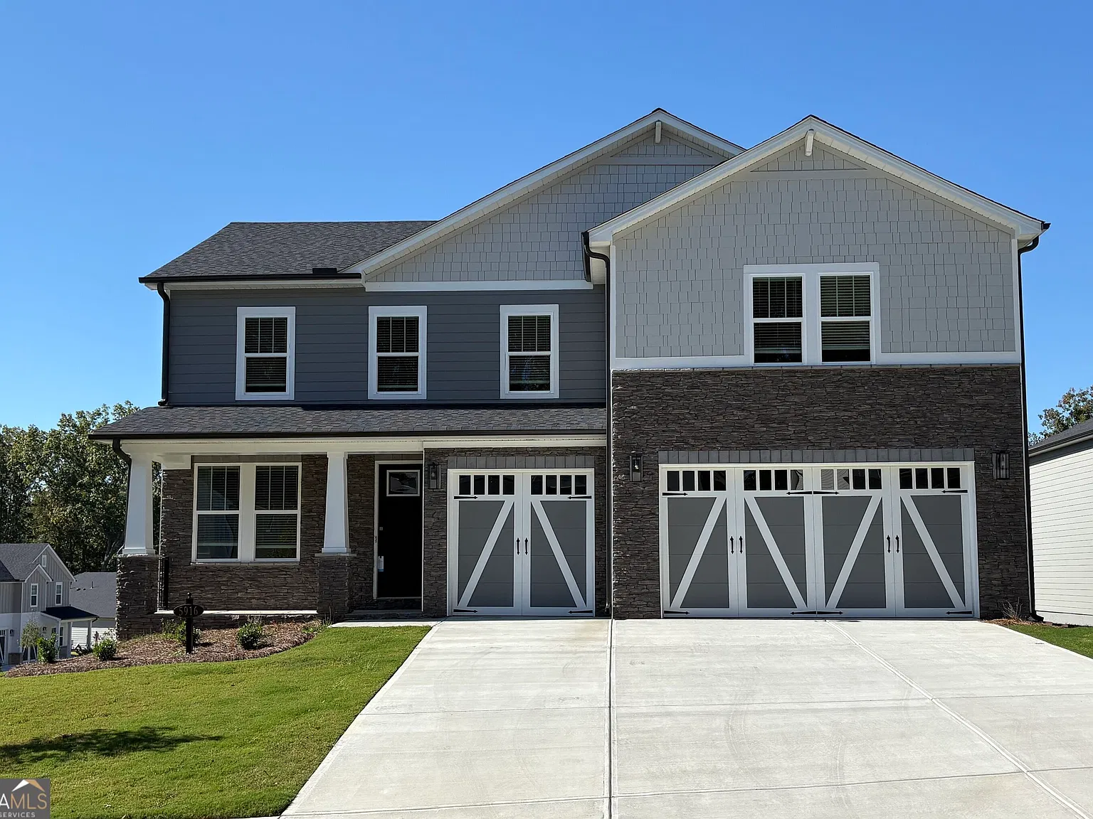 4 bed, 3.5 bath, 3000 sqft, $3,300 — Photo 1