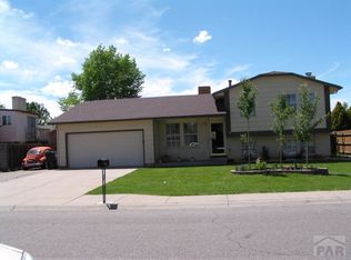 21 Archway Ln, Pueblo, CO 81005