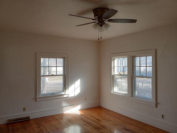 4th image of 1501 E Pierce St