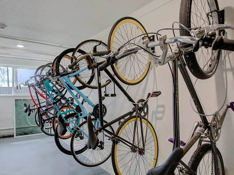 Highland Park — Photo 10