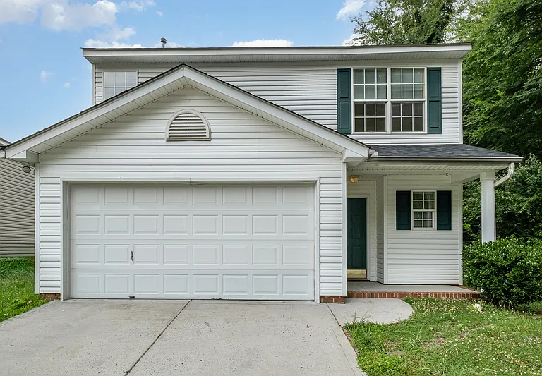 9026 Tibble Creek Way — Photo 2