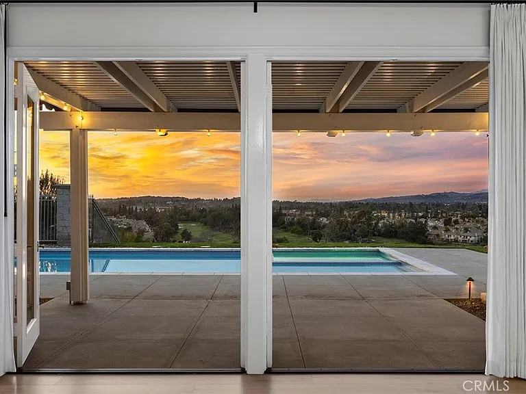 2309 Skyline Dr — Photo 6