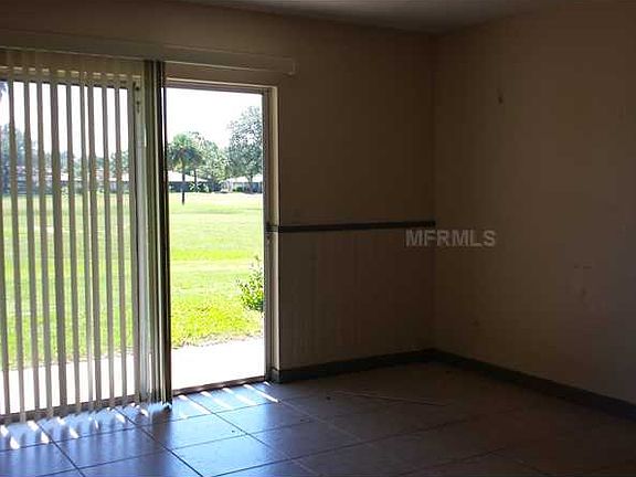 3rd image of 3139 Finsterwald Dr