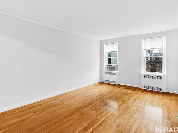 5th image of 225 E 47th St #F4