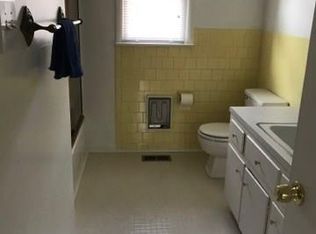 7 Pauline Cir, Newport News, VA 23602
