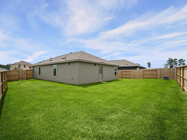 702 Umbrella Tree Dr — Photo 23