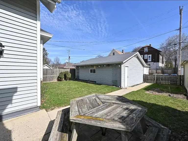 2 car garage