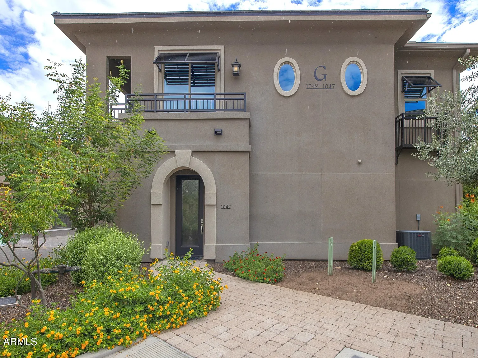 3 bed, 2.0 bath, 1546 sqft, $3,345 — Photo 2