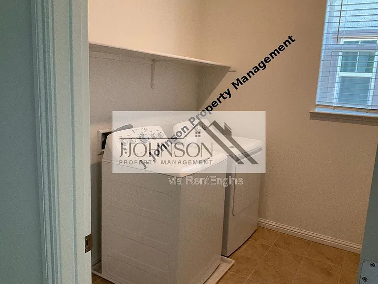 2717 Rabbit Hollow Dr — Photo 13