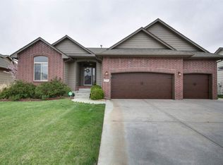 2541 N Sandstone St, Andover, KS 67002