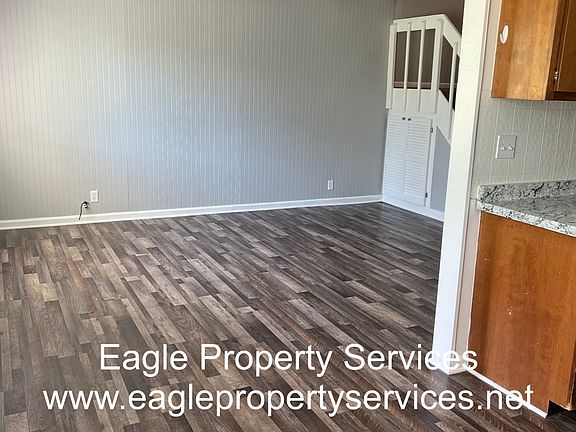 4th image of 2200 Raintree Way