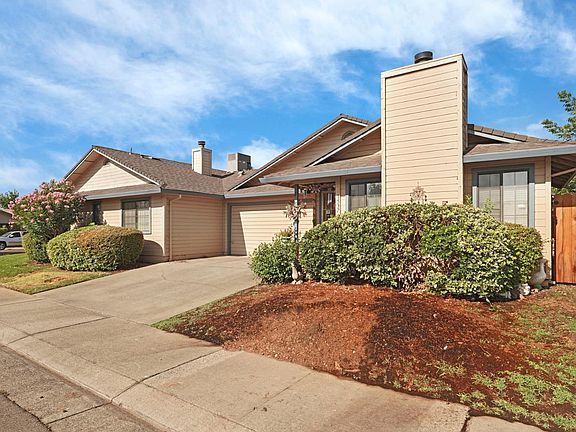 3rd image of 359 Barrington Way