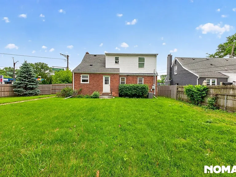 1723 Edgewood Dr — Photo 30