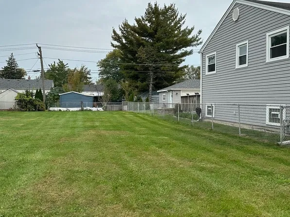 4612 Wisconsin Ave, Forest View, IL 60402