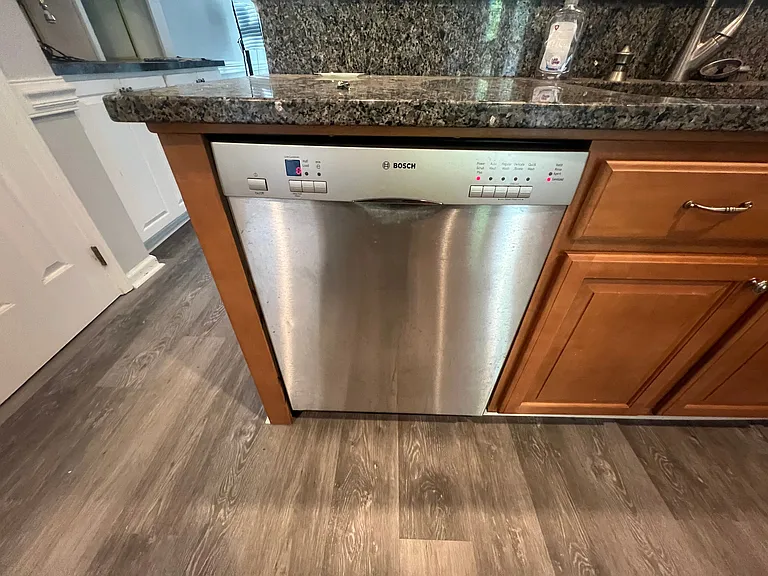 3209 Daingerfield Dr — Photo 12
