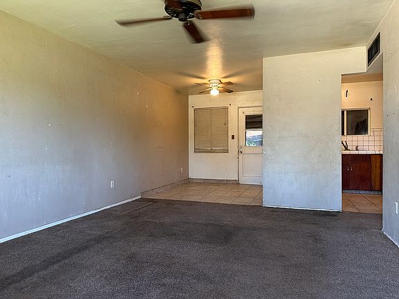 2nd image of 612 E Laurel Dr