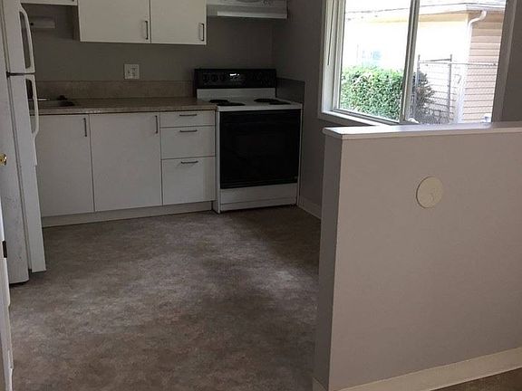 3rd image of 2112 Kauffman Ave
