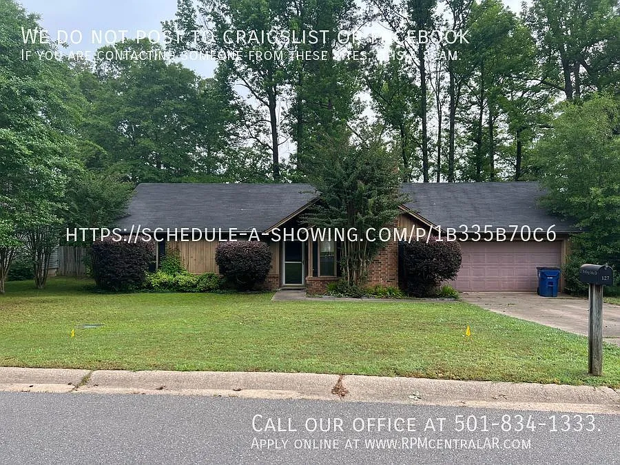 127 Rolling Oaks Dr