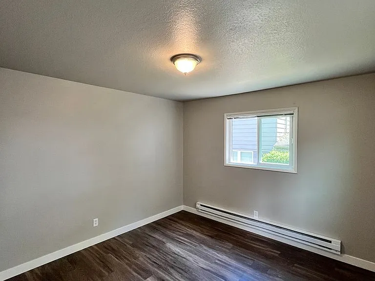 The Rivercrest Apartments by Star Metro — Photo 17