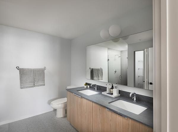 2nd image of 201 S Biscayne Blvd #2303