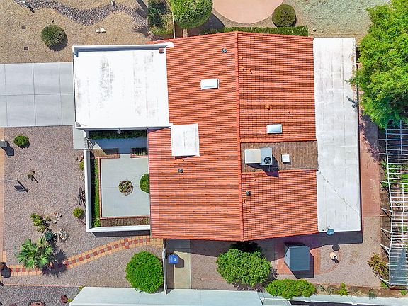 4th image of 26010 S DARTFORD Drive