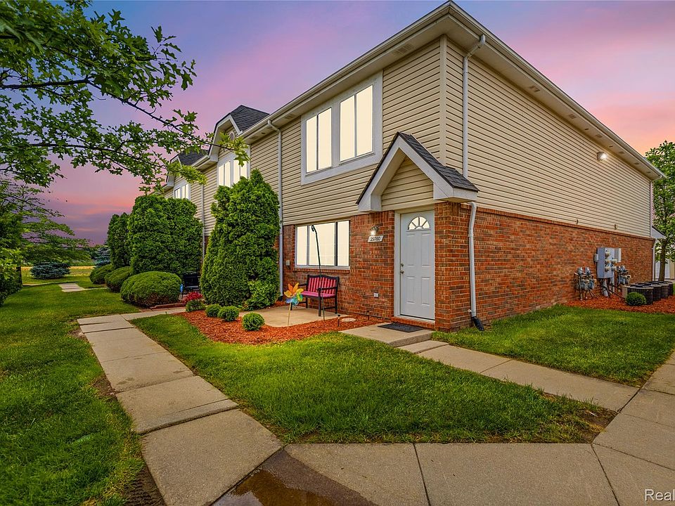 1st image of 29760 Beverly Ln #32