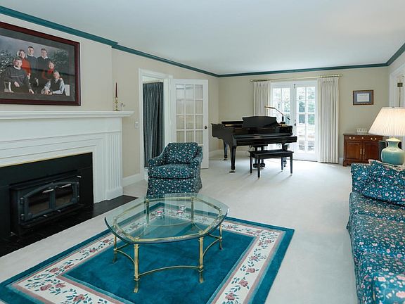 1007 Edgemoor Ave-105