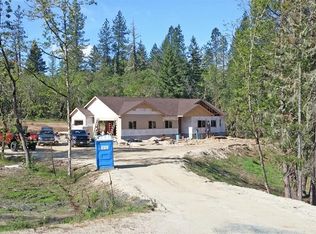 110 McKenzie Ridge Rd, Grants Pass, OR 97526