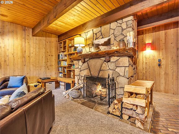 30th image of this home