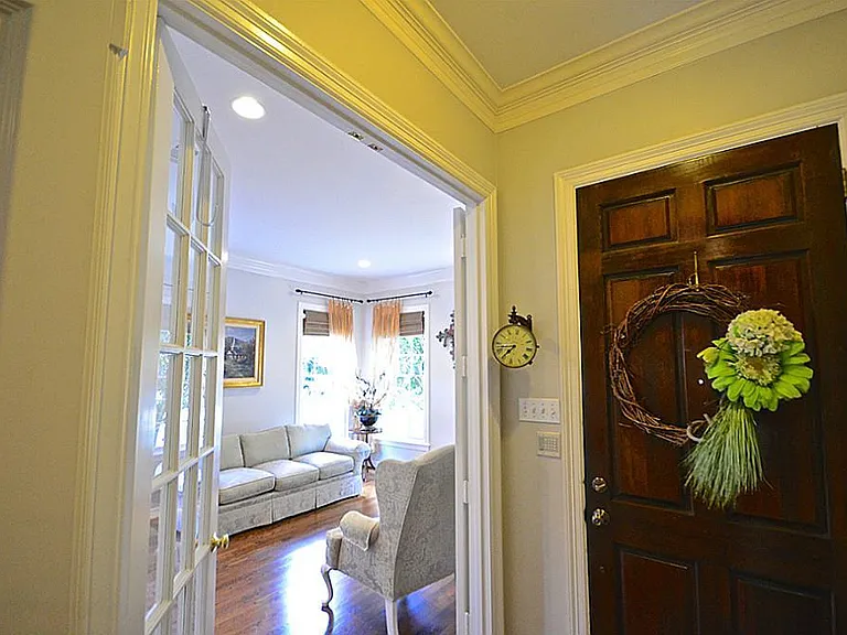 4142 Villanova St — Photo 34