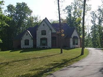 1st image of 5908 Turnberry Dr