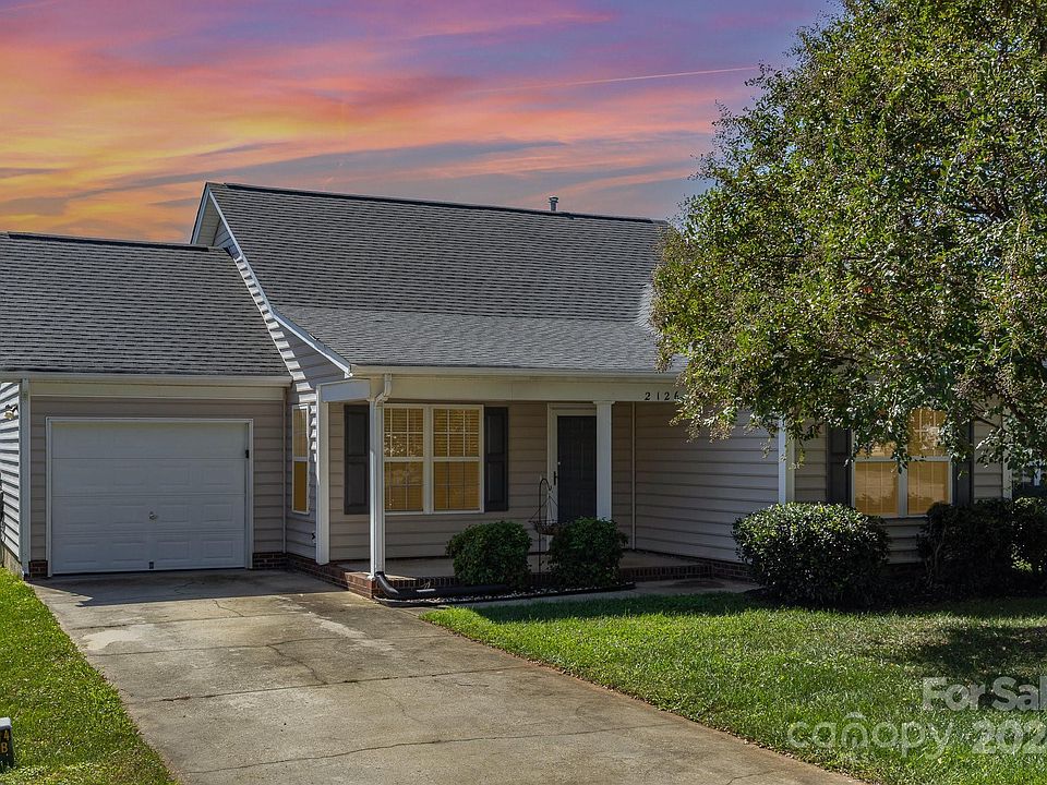 1st image of 2126 Wexford Way