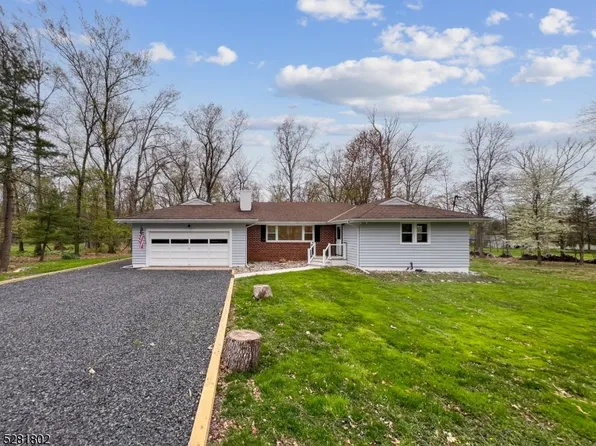 21 Woods Rd, Hillsborough Twp., NJ 08844