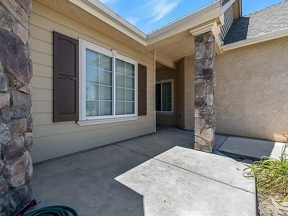 4th image of 3449 W Sady Ave