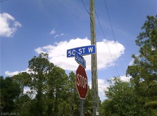 2804 50th St W, Lehigh Acres, FL 33971