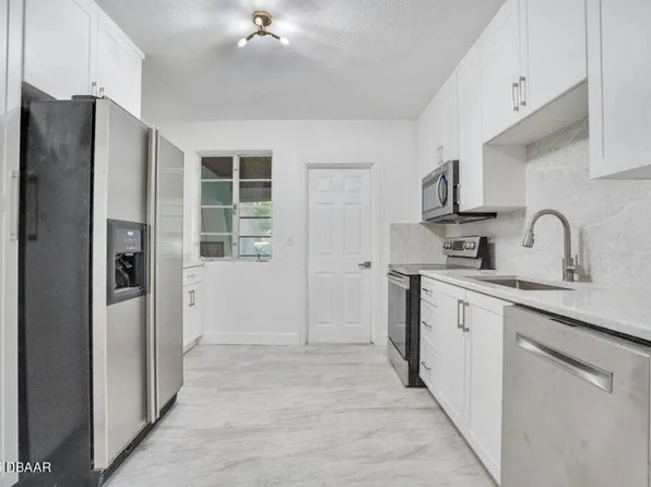 921 Daytona Ave #A, Daytona Beach, FL 32117