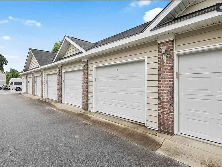 2641 McArthur Landing Cir #102 — Photo 39
