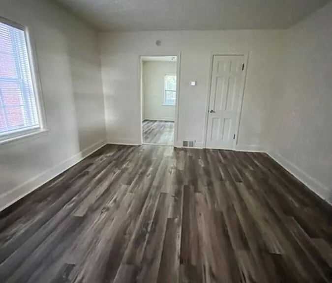 319 Lafayette Pkwy #A — Photo 12