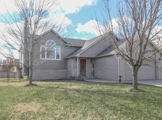 203 E Creekstone St, Mulvane, KS 67110