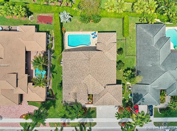 5th image of 2490 Eagle Run Dr
