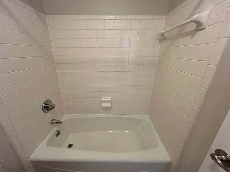 6716 Tattershale Ct — Photo 7
